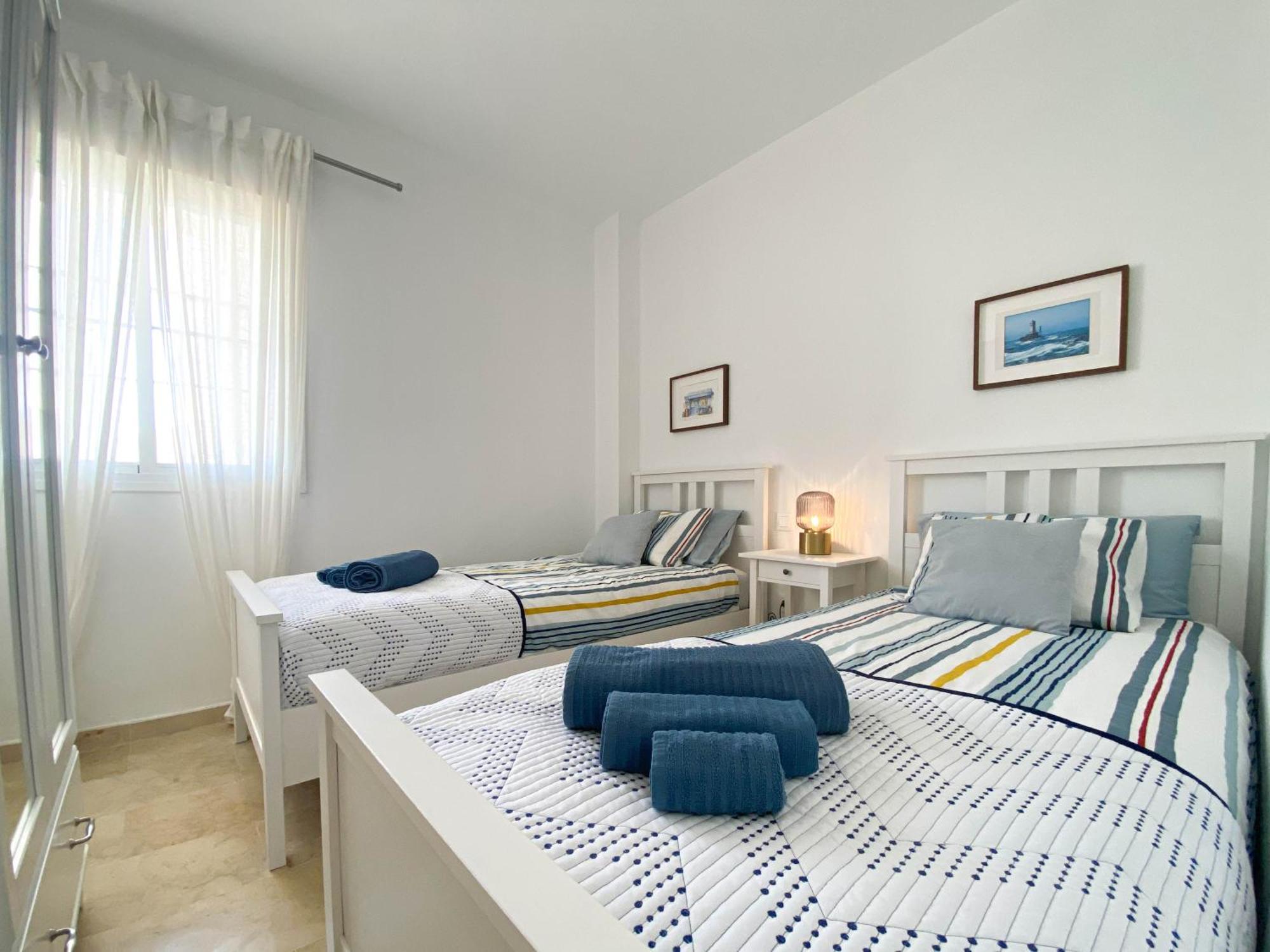 Sea Glimpse Apartamento De Vacaciones 마닐바 외부 사진